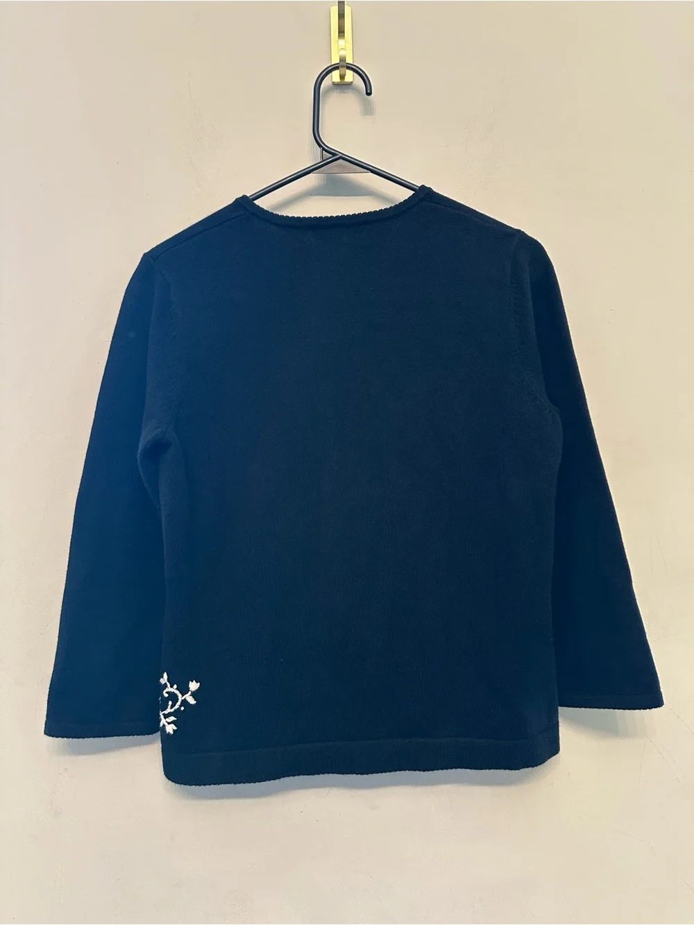 Vintage Y2K Eagle’s Eye Navy Blue Cardigan with Cream Floral Embroidery Small
